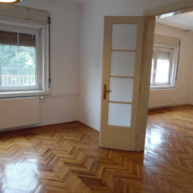 14mnlandhausungarn-haus kauf-verkauf in Ungarn- immobilie in stadt Győr-west ungarn -cecilia lux maklerin