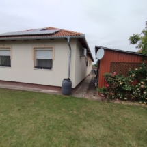 12„Einfamilienhaus mit Photovoltaik in Nagyszentjános – 3 Schlafzimmer, Gästehaus, Garten, Doppelgarage”