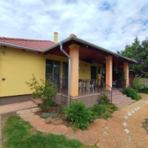 2#gyorszentivan #hauszukauf #immobilienungarn #ungarnhaus #landhausungarn #maklerinungarn