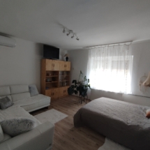 3szhaz-lakassal-akcios-ar-pinnyed