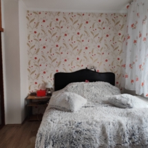 6cpinnyed-elado-haz-terasszal