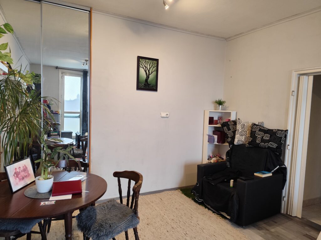 ELADÓ TÉGLA LAKÁS GYŐR-GYÁRVÁROSBAN – 43 m², 1,5 szoba, 4. emelet